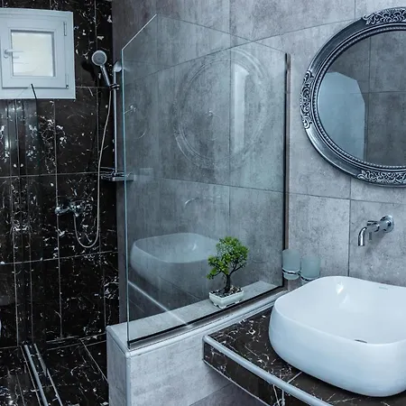 Aegean Blue Seaview أغيا ترياس