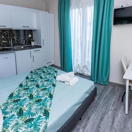 Aegean Blue Seaview شقة فندقية أغيا ترياس